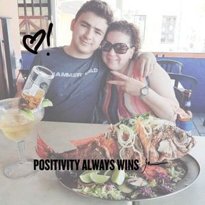 Meet your Posher, Yoly